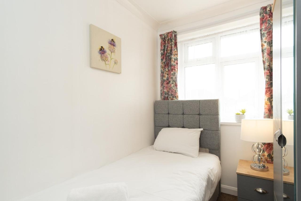 Holiday home Daventry House